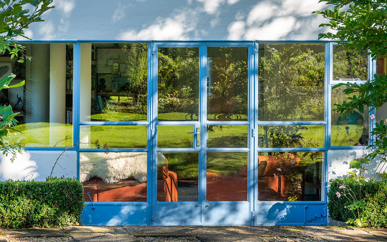 Groundbreaking Modernist house updated with new Clement windows